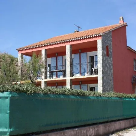 Vue Avec Terrasse - 4 Pieces, 6 Pers, A 30m De La - Fr-1-335-92 Hyeres